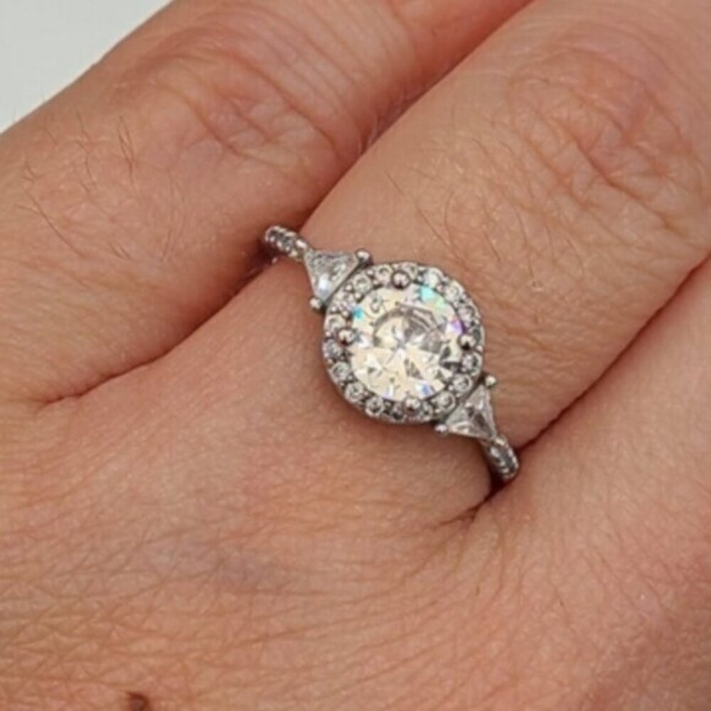 Vintage Boho Sterling Silver Round CZ Crystal Solitaire Halo Ring Size 5.25